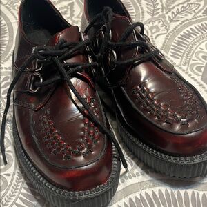 Women’s tuk creepers size 8